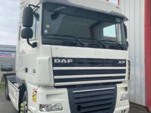 Pour semi-remorque DAF XF 105 460