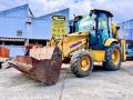 Tractopelle rigide Komatsu WB93R-5