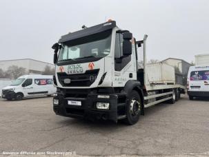 Porte-engins Iveco Stralis