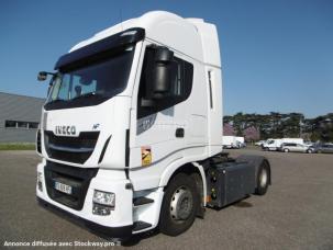 Pour semi-remorque Iveco Stralis