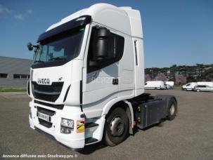 Pour semi-remorque Iveco Stralis