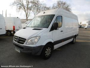 Fourgon avec parois et toit rigide Mercedes Sprinter