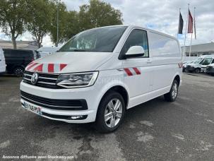 Fourgon avec parois et toit rigide Volkswagen Transporter