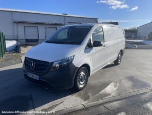 Fourgon avec parois et toit rigide Mercedes Vito