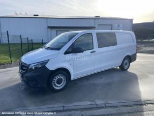 Fourgon avec parois et toit rigide Mercedes Vito