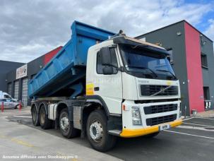 Benne basculante de chantier et de TP Volvo FM