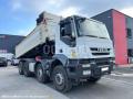 Benne basculante de chantier et de TP Iveco Trakker