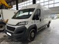 Fourgon avec parois et toit rigide Fiat Ducato