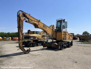 Pelle de manutention Liebherr A924 LI