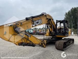 Pelle  JCB JS210