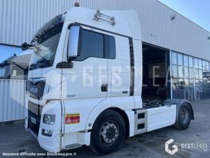 Pour semi-remorque MAN TGX 18.520