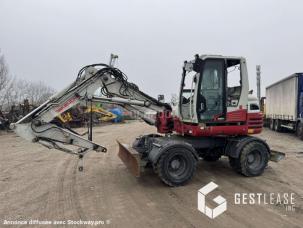 Pelle  Takeuchi TB295W