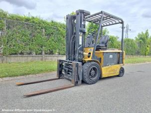  Caterpillar EP30K