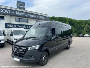 Fourgon avec parois et toit rigide Mercedes Sprinter