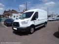 Fourgon avec parois et toit rigide Ford Transit