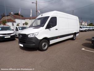 Fourgon avec parois et toit rigide Mercedes Sprinter