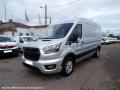 Fourgon avec parois et toit rigide Ford Transit