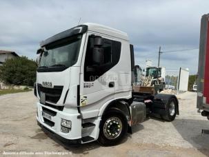 Pour semi-remorque Iveco AS 560