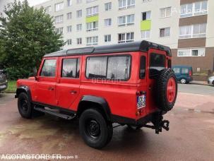 Fourgon avec parois et toit rigide Rover DEFENDER