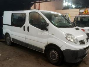 Fourgon avec parois et toit rigide Renault Trafic