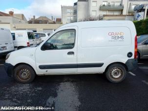 Fourgon avec parois et toit rigide Renault Kangoo