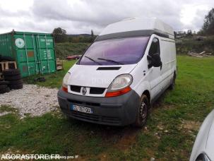 Fourgon avec parois et toit rigide Renault Trafic