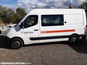 Fourgon avec parois et toit rigide Renault Master