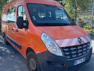 Fourgon avec parois et toit rigide Renault Master