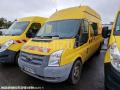 Fourgon avec parois et toit rigide Ford Transit