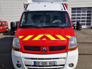 Fourgon avec parois et toit rigide Renault Master