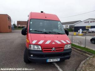 Fourgon avec parois et toit rigide Citroën Jumper