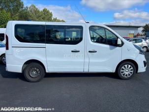 Ambulance (pour personne couchée) Opel Vivaro