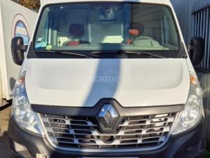 Fourgon avec parois et toit rigide Renault Master