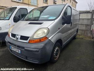 Fourgon avec parois et toit rigide Renault Trafic