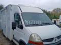 Fourgon avec parois et toit rigide Renault Master