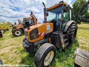 Tracteur agricole Renault R5