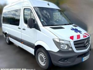 Fourgon avec parois et toit rigide Mercedes Sprinter