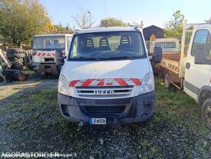 Benne basculante de chantier et de TP Iveco 35c12 