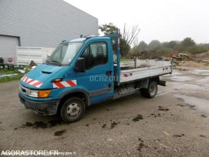 Benne basculante de chantier et de TP Iveco 35C9