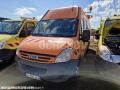 Fourgon avec parois et toit rigide Iveco 50c15