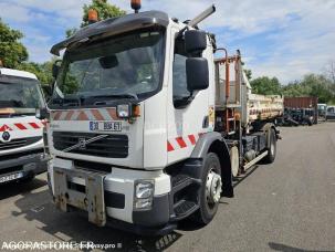 Benne basculante de chantier et de TP Volvo FE