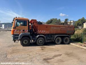 Benne basculante de chantier et de TP MAN 32.444