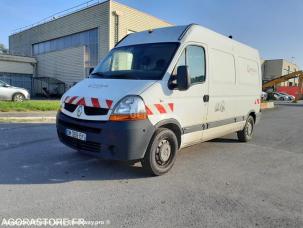 Fourgon avec parois et toit rigide Renault Master