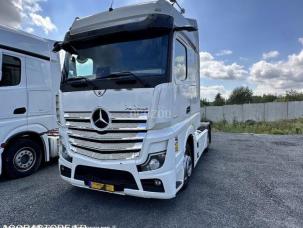 Pour semi-remorque Mercedes Actros