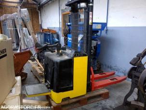  Hyster S1.2S