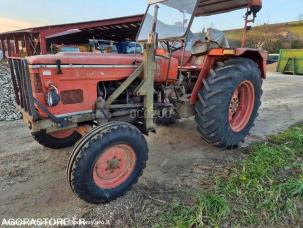 Tracteur agricole Zetor