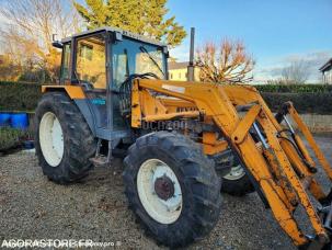 Tracteur agricole Renault R14