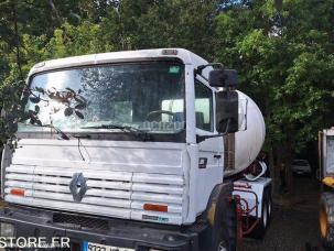 Bétonnière Renault G300