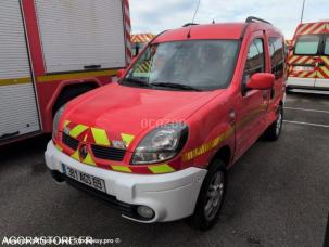 Fourgon avec parois et toit rigide Renault Kangoo