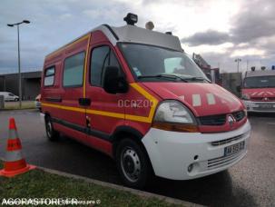 Fourgon avec parois et toit rigide Renault Master